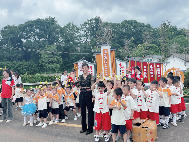 郴州市北湖区悦欣幼儿园师生风采